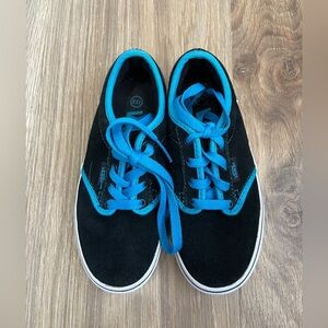 VANS OLD SKOOL LOW SUEDE TRAINERS Kids US13.5 EUC BLACK/BLUE/WHITE